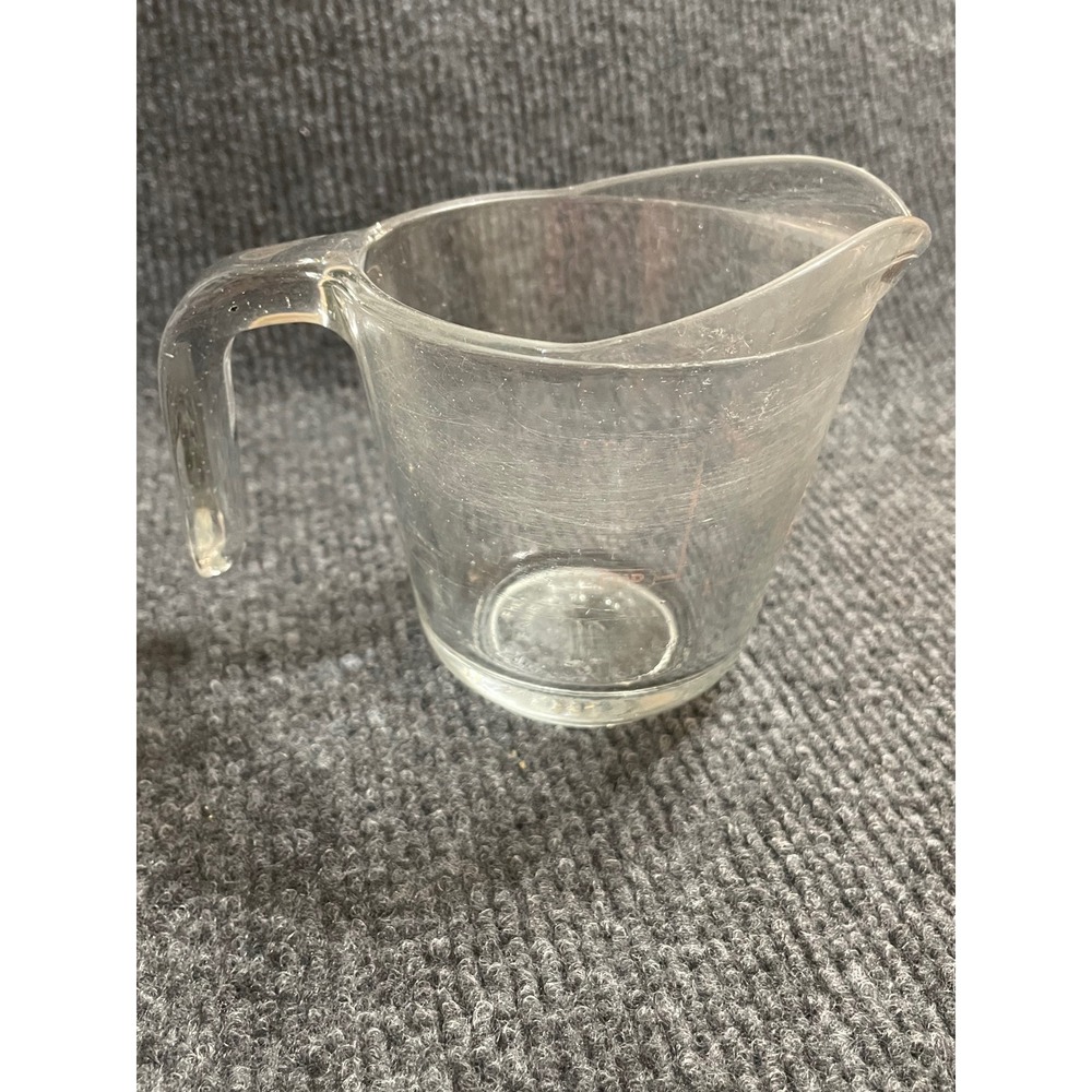 Anchor Hocking Fire-King 2 Cup Glass Measuring Cup Red Lettering Made in USA